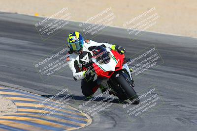 media/Nov-15-2024-CVMA Friday Practice (Fri) [[b142d29251]]/4-Group 4 and Trackday/Session 2 (Turn 10)/